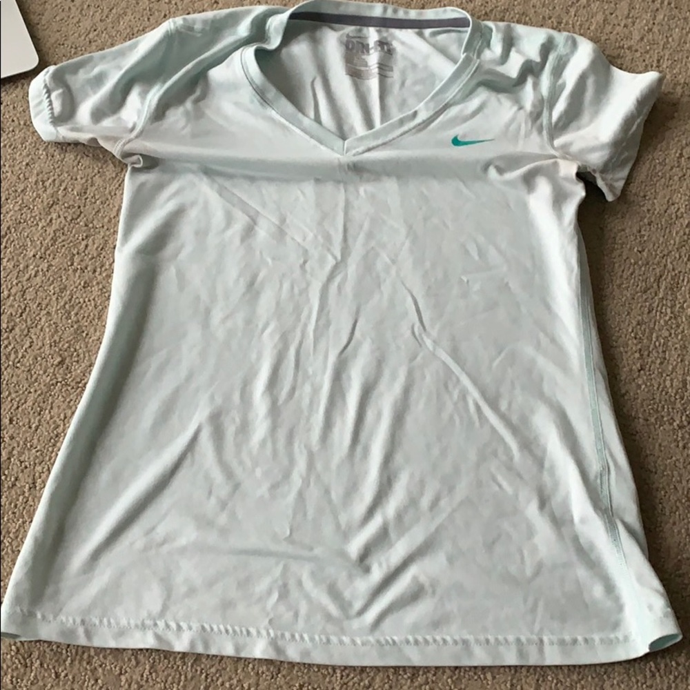 Nike drifit top
